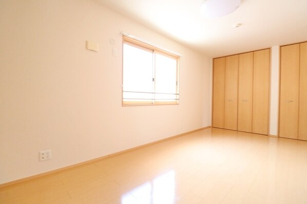 フローラの物件内観写真